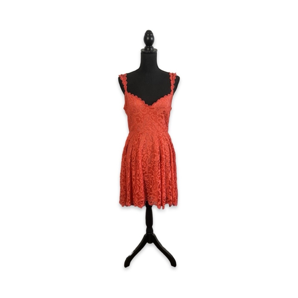 Emmelee Lace Open-Back Coral Pink Dress Sz M